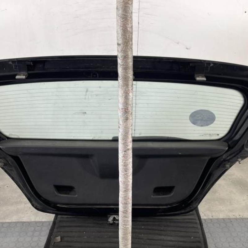 Malle/Hayon arriere OPEL CORSA D Photo n°11