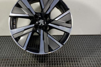 Jante PEUGEOT 208 2 Photo n°1