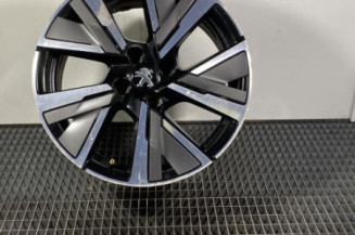 Jante PEUGEOT 208 2 Photo n°1