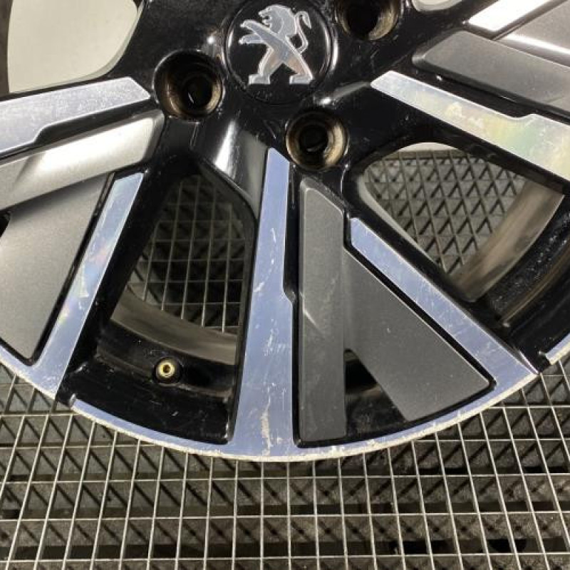 Jante PEUGEOT 208 2 Photo n°4