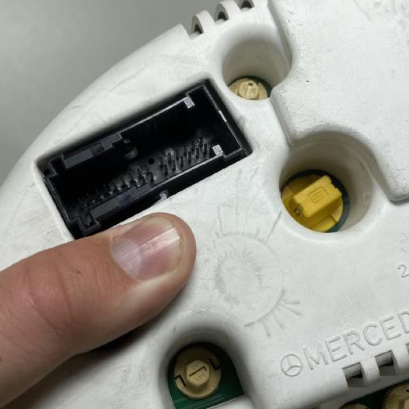 Compteur MERCEDES CLASSE M 163 Photo n°3