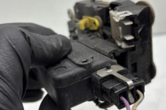 Serrure avant gauche RENAULT CLIO 1