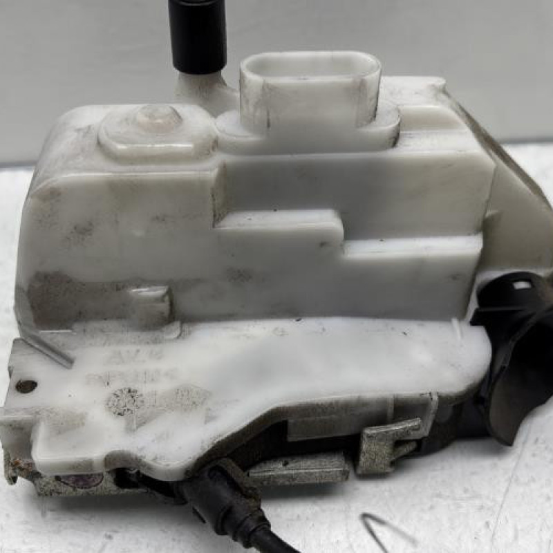 Serrure avant gauche RENAULT TWINGO 2 Photo n°4