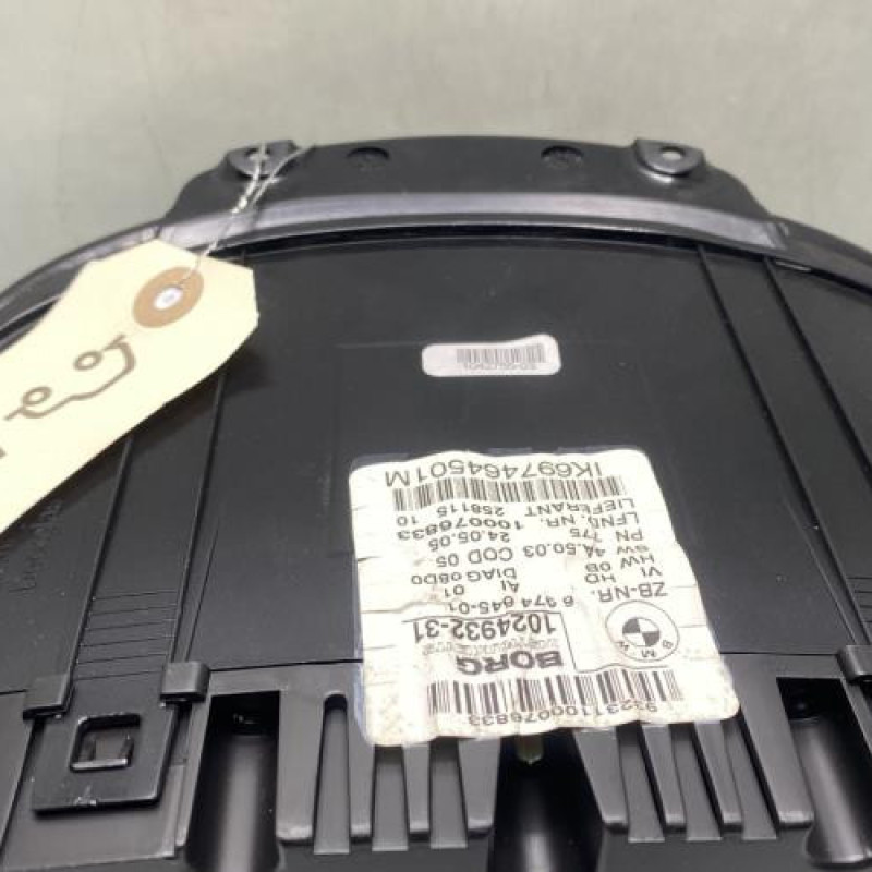 Compteur BMW SERIE 1 E87 Photo n°4