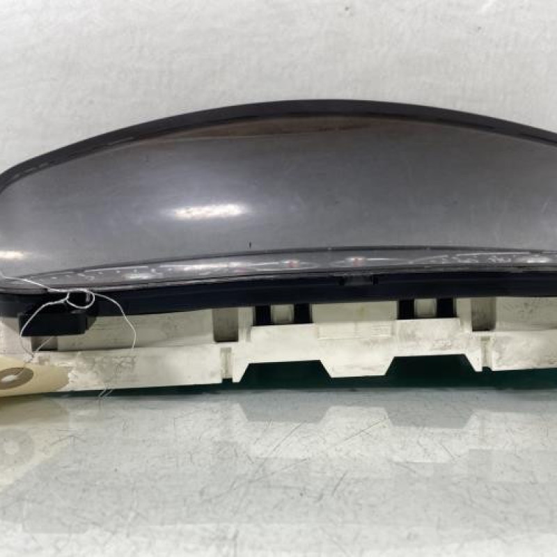 Compteur FORD FIESTA 5 Photo n°4