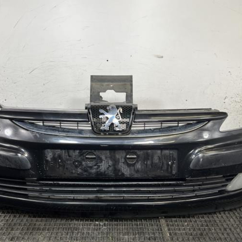 Pare choc avant PEUGEOT 607 Photo n°1