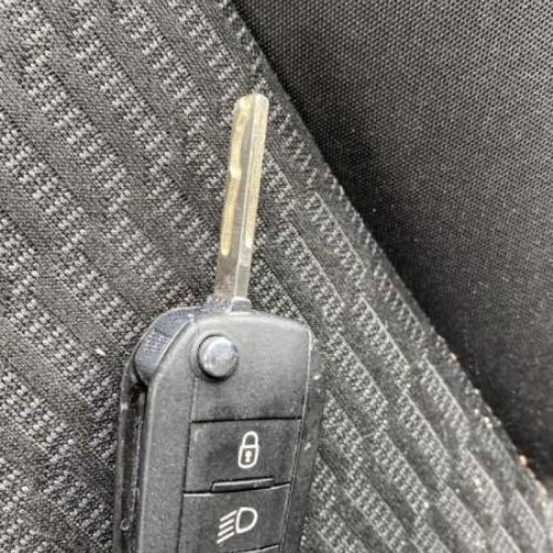 Avertisseur/Klaxon PEUGEOT 208 1 Photo n°17