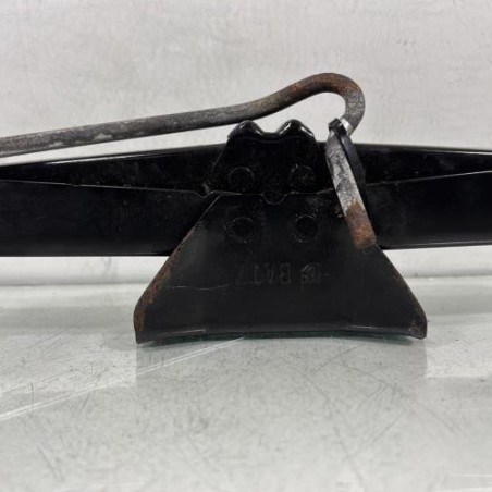 Cric PEUGEOT PARTNER 2 Photo n°1