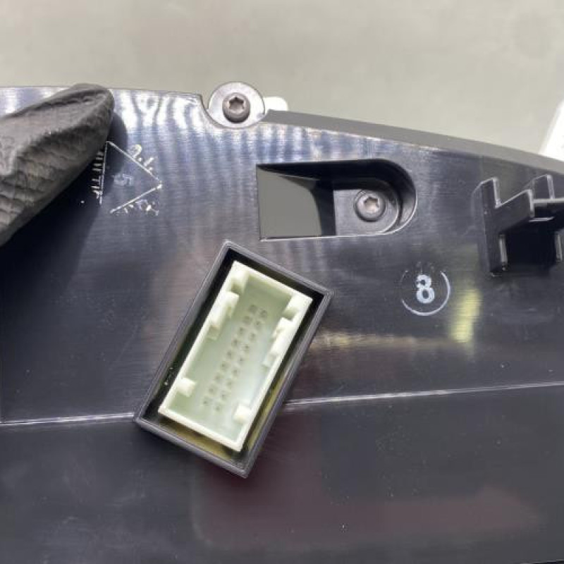 Compteur OPEL VIVARO 3 Photo n°4