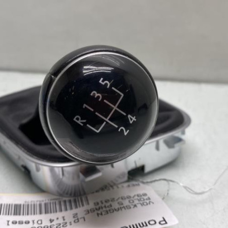 Pommeau de vitesses VOLKSWAGEN POLO 5