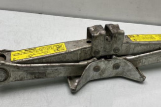 Cric DACIA SANDERO 2