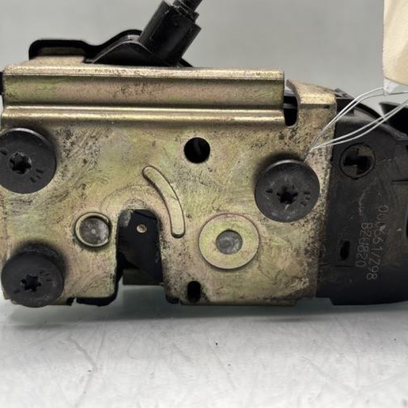 Serrure avant gauche RENAULT LAGUNA 2 Photo n°3