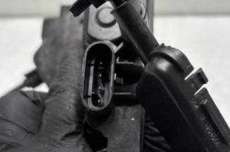 Serrure avant gauche RENAULT LAGUNA 2