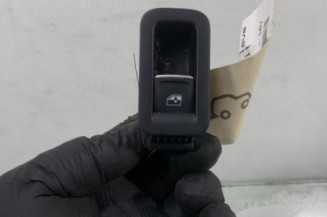 Interrupteur de leve vitre avant droit VOLKSWAGEN GOLF 7 Photo n°1