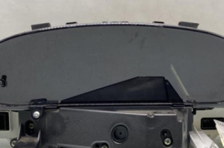 Compteur TOYOTA YARIS 2 Photo n°1