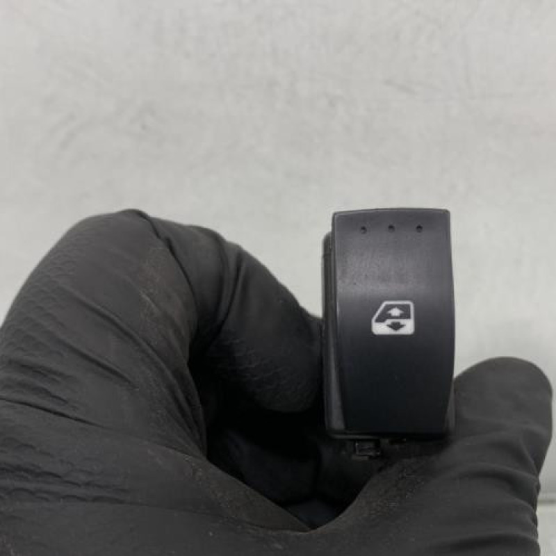 Interrupteur de leve vitre avant droit OPEL VIVARO 1 Photo n°3