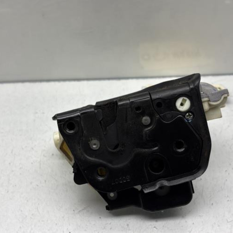 Serrure avant droit AUDI A3 2 Photo n°5