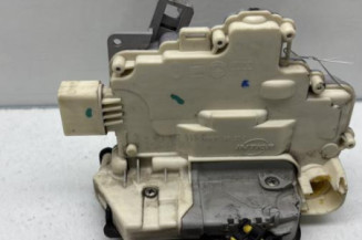 Serrure avant gauche AUDI A3 2 Photo n°1