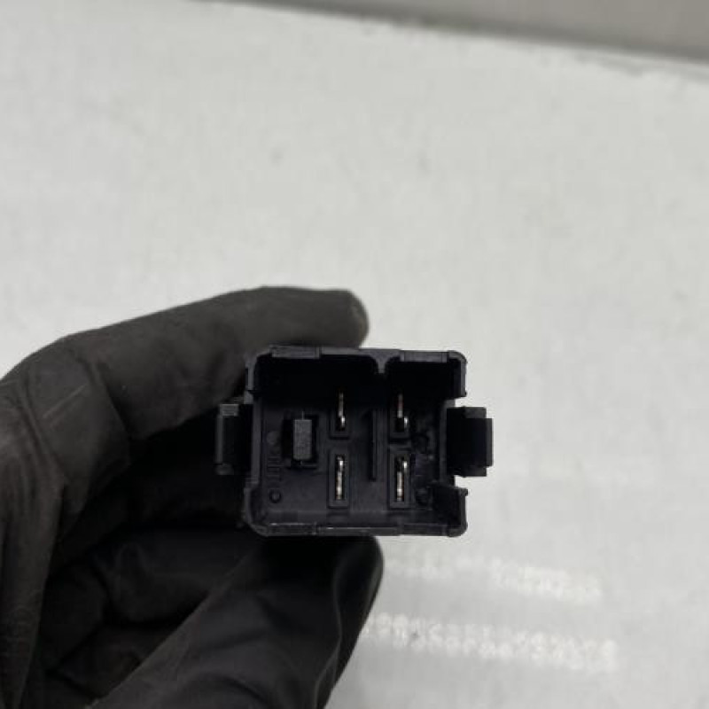 Bouton de warning SEAT LEON 2 Photo n°3