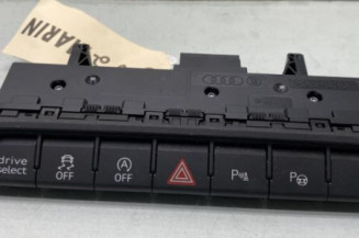 Bouton de warning AUDI A3 4 Photo n°1