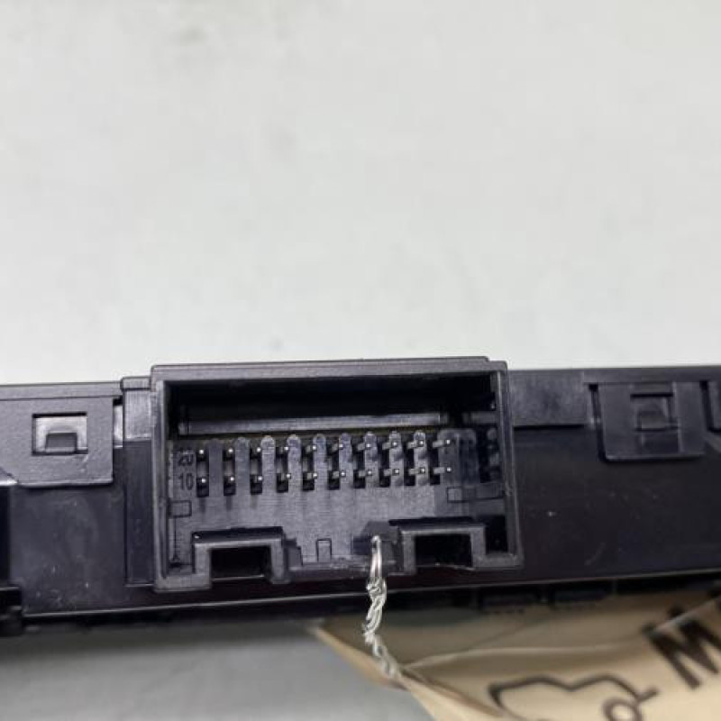 Bouton de warning AUDI A3 4 Photo n°3