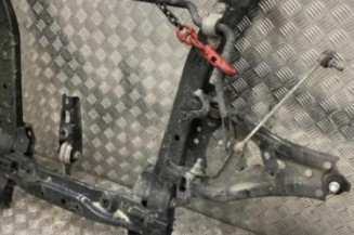 Berceau avant DACIA DUSTER 2 Photo n°1