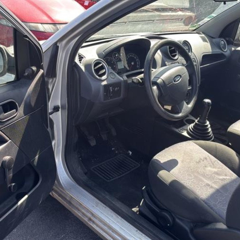 Boite de vitesses FORD FIESTA 5 Photo n°9
