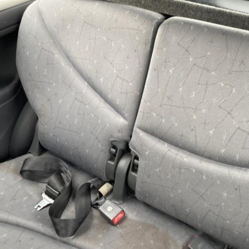 Compteur TOYOTA YARIS 1 Photo n°17