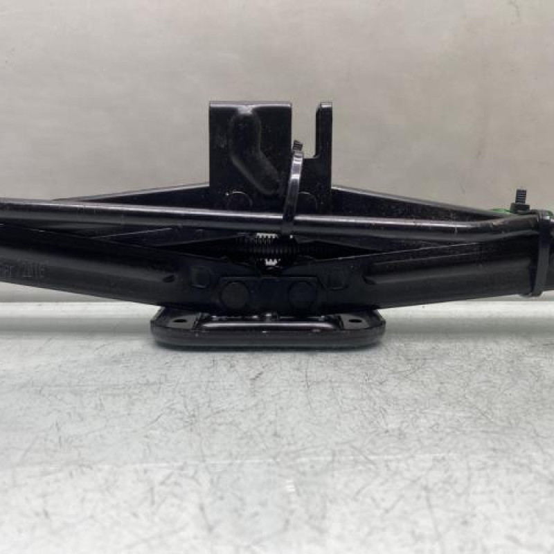 Cric HYUNDAI I 10 2 Photo n°2