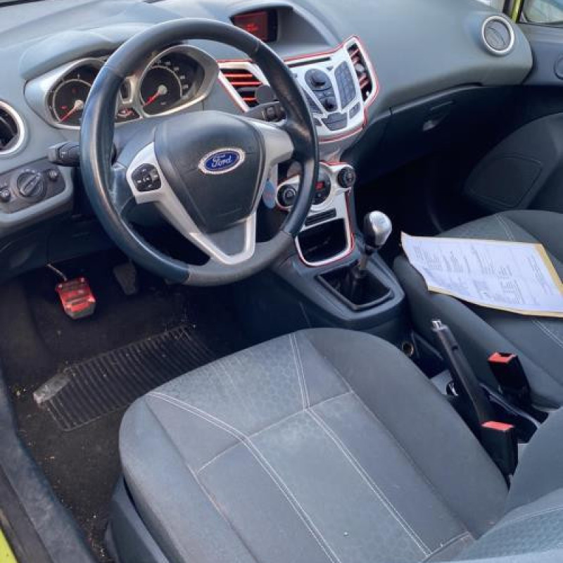 Pretensionneur de ceinture avant gauche FORD FIESTA 6 Photo n°14