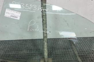 Vitre arriere gauche PEUGEOT 607 Photo n°1