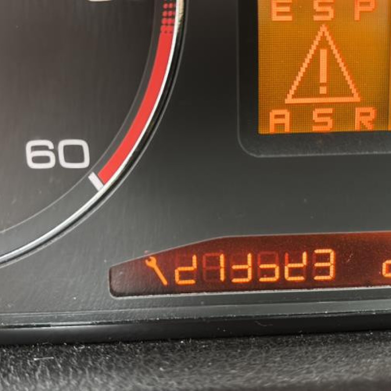 Vitre arriere gauche PEUGEOT 607 Photo n°14