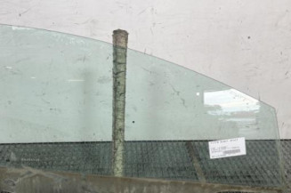 Vitre avant droit FORD FIESTA 6 Photo n°1