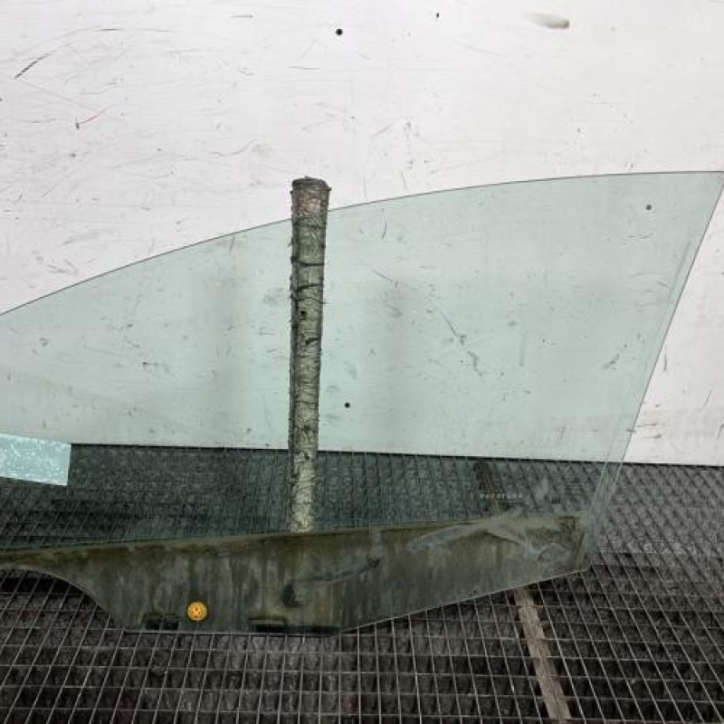 Vitre avant droit FORD FIESTA 6 Photo n°4