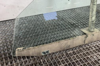 Vitre avant gauche VOLKSWAGEN GOLF 4