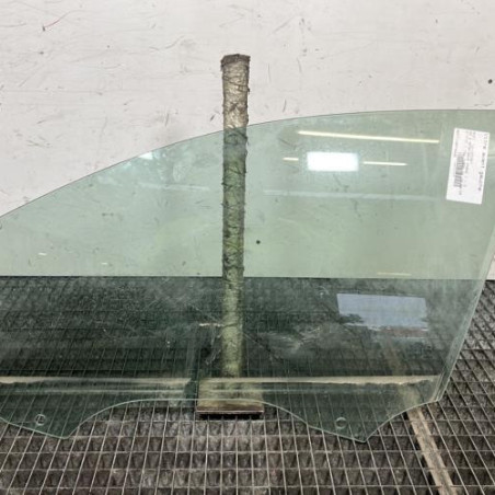 Vitre avant gauche AUDI A3 4 Photo n°1