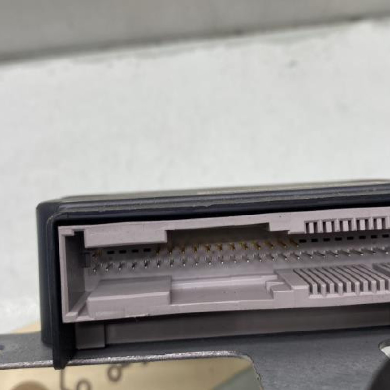 Boitier air bag RENAULT CLIO 4 Photo n°3