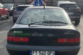 Bras essuie glace avant gauche RENAULT SAFRANE