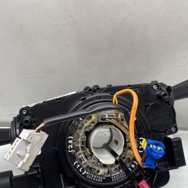 Com (Bloc Contacteur Tournant+Commodo Essuie Glace+Commodo Phare) PEUGEOT 208 1 Photo n°4