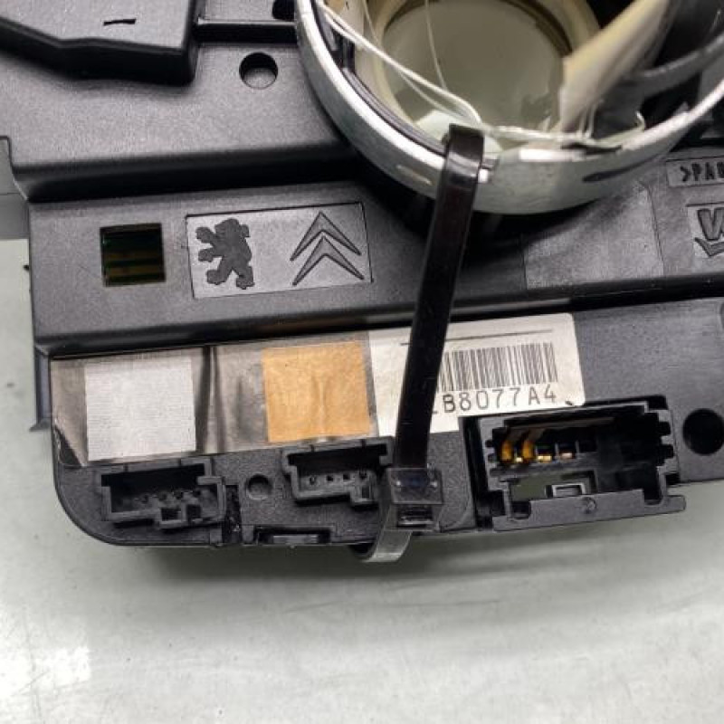 Com (Bloc Contacteur Tournant+Commodo Essuie Glace+Commodo Phare) PEUGEOT 208 1 Photo n°7