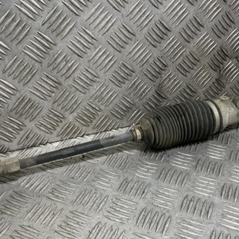 Cremaillere assistee VOLKSWAGEN POLO 5 Photo n°2