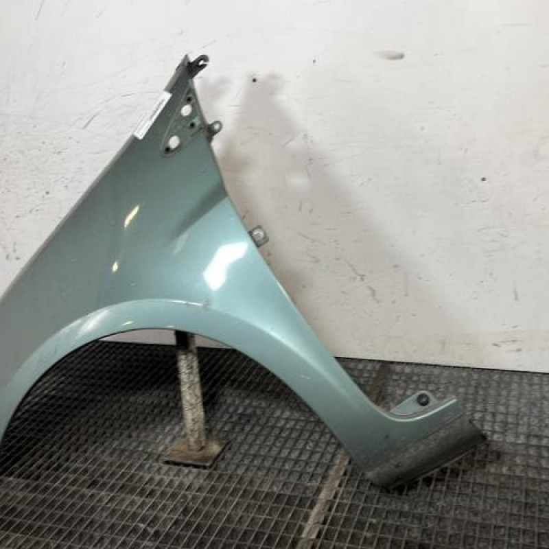 Aile avant gauche RENAULT CLIO 3 Photo n°3