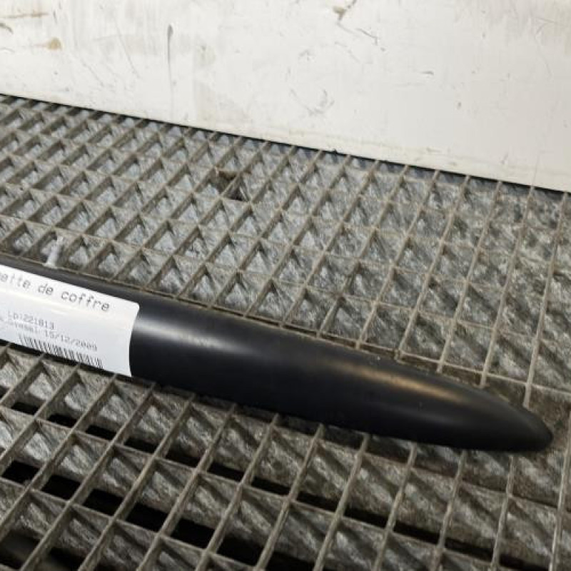 Baguette de coffre PEUGEOT 206+ Photo n°3