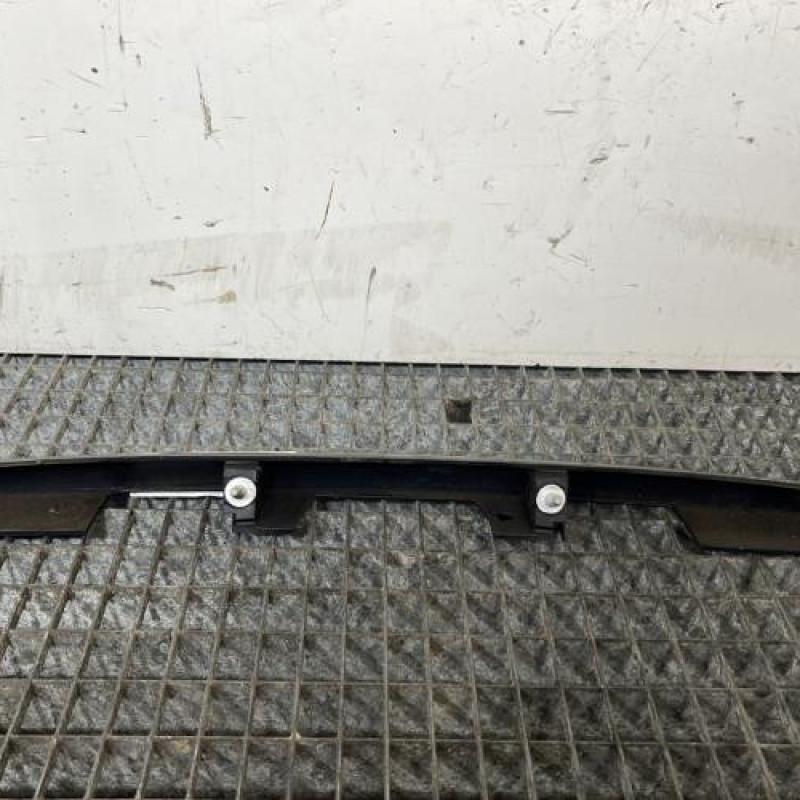 Baguette de coffre PEUGEOT 206+ Photo n°4