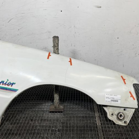 Aile avant droit PEUGEOT 205 Photo n°1