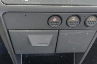 Calandre PEUGEOT 205