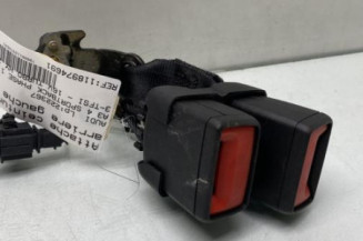 Attache ceinture arriere gauche AUDI A3 4 Photo n°1