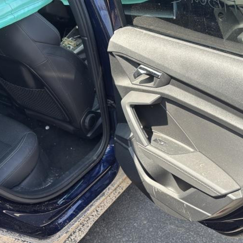 Attache ceinture avant gauche AUDI A3 4 Photo n°13