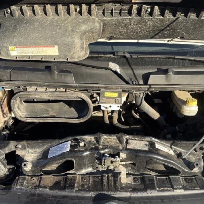 Attache ceinture centrale avant CITROEN JUMPER 3 Photo n°14