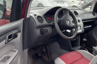 Aile avant gauche VOLKSWAGEN CADDY 3